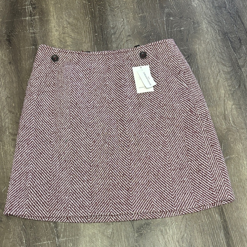 Banana Republic A-Line Skirt in Pink and White Chevron - Picture 1 of 7